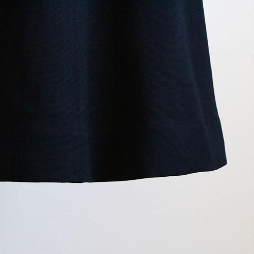 美シルエットが叶う◎】ホールガーメント 袖口パール付きワンピース