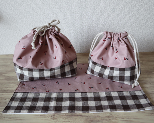 お弁当3点セット（さくらんぼ・チェック）お弁当袋・コップ袋