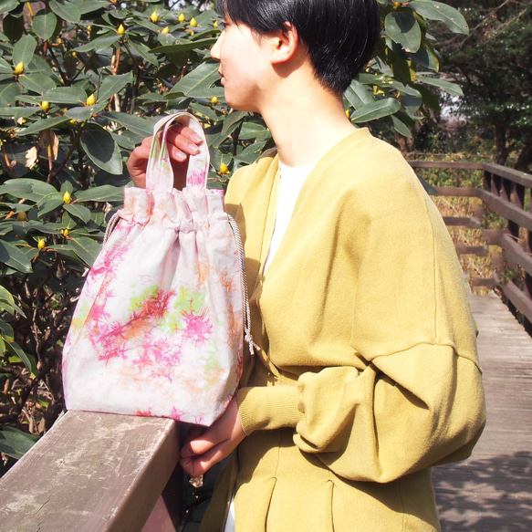 【花色染め巾着バッグ・桜PINK】２way/ 内ポケット付き 11枚目の画像