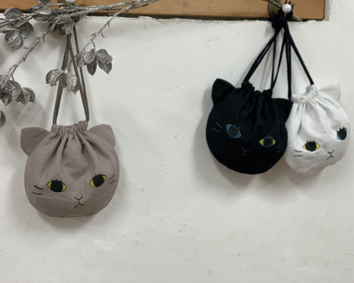 jou lier 猫ちゃん顔の巾着 ドローストリングバッグ ポーチ