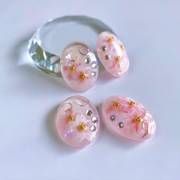 glass oval cherry blossoms Earrings 10枚目の画像