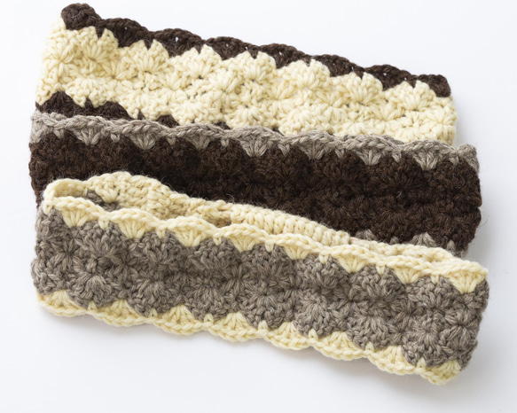 バイカラーのウールで暖か編みヘアバンド（カチューム/ヘアターバン）。ゴムの長さ調整可能なカチュームです。 2枚目の画像