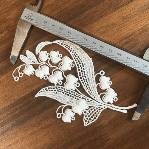 再販 ◇ ラスト ◇ 1枚 ◇ すずらん柄 B ◇ モチーフレース ◇ 日本製