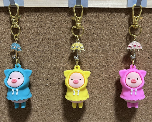 こぶたちゃんページ。名入れチャーム キーホルダー 10点 不二家洋菓子店【公式】 on X: 