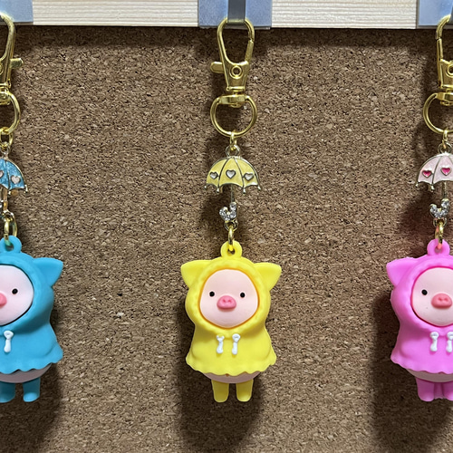 人気❤︎おすすめ【送料無料】♡ 立体ブタさんチャーム 〈傘チャーム  