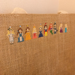 【受注制作】名入り刺繍ジュートバッグ✳︎レッスンバッグ✳︎サマーバッグ✳︎幼稚園バッグ 2枚目の画像