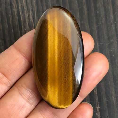 タイガーアイ巨大 鉱物標本 天然石 金星舎 | 南アフリカ産の、タイガーアイ(虎目石)の