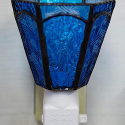 「おやすみランプ・青系六面体」ステンドグラスランプ　フットランプ　照明 2枚目の画像