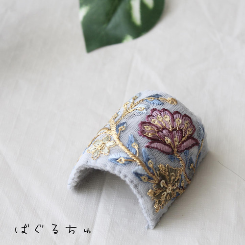 ⭐2100⭐❣️大人可愛い華やかアクセ❣️オリジナル一点物インド刺繍ポニーフック フリンジと刺繍の大人可愛いポニーフック ♡インド刺繍リボン♡ ポニー