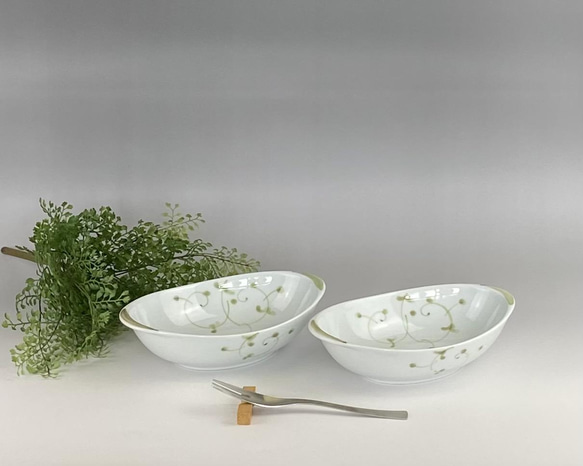 アウトレット 40%オフ】波佐見焼 楕円鉢 カレー皿 唐草 2枚セット 大皿