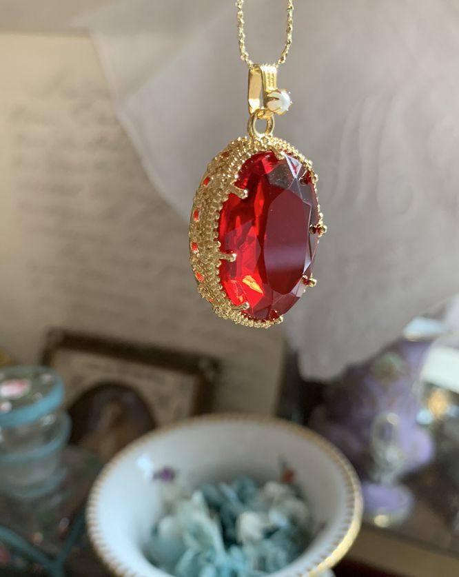 ウエスタンアンティーク 人工ルビー ピジョンブラッドレッド ルビーピジョンブラッド ストーン 赤 ネックレス