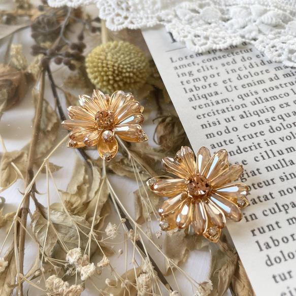 2pcs〕シャンパンゴールド カボション クリア 花 オレンジ ゴールド