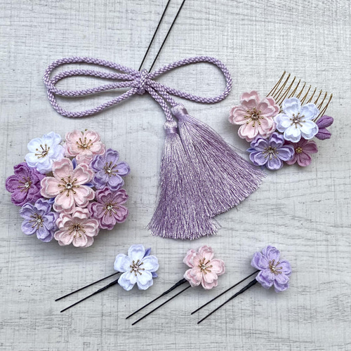 かりんさま専用 七五三髪飾りセット ライラック×薄藤色 7-25 かりんさま専用 七五三髪飾りセット ライラック×薄藤色 7-25