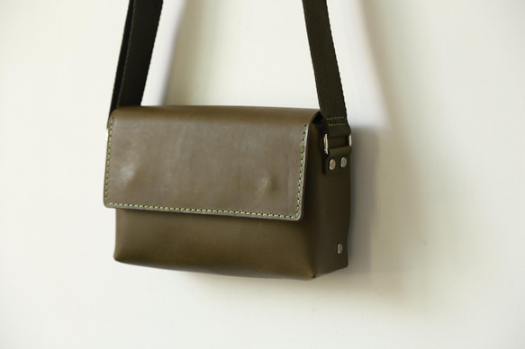 新品上市！男士輕量平單肩包。父親節完美禮物之選。 第7張的照片