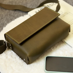 新品上市！男士輕量平單肩包。父親節完美禮物之選。 第3張的照片