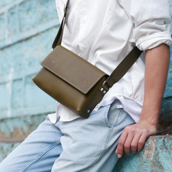 新商品キャンペーン中！フラットショルダーバッグ 軽量 メンズ 男性 父