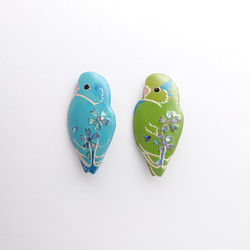 見返りマメルリハインコ桜螺鈿 漆ブローチ 4枚目の画像