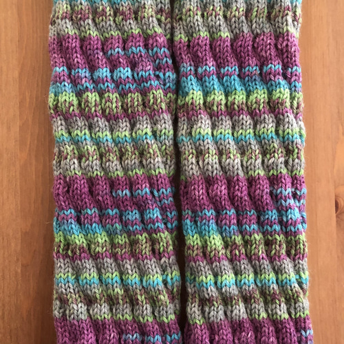 41cm Opal毛糸／オパール毛糸《伸縮性バツグンのスパイラル編み 