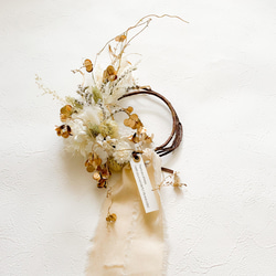 期間限定 SALE 山芋の花がらとホワイトフラワーのリース 3枚目の画像