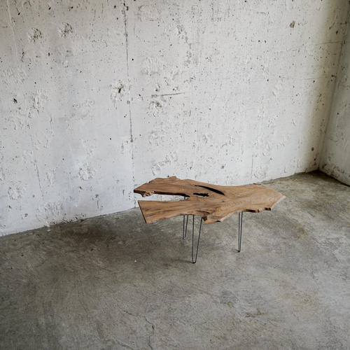 神代杉の一枚板 ローテーブル① ローテーブル・リビングテーブル 徳田