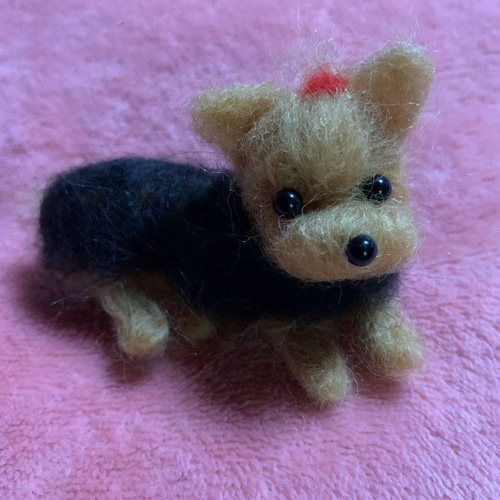 羊毛フェルトヨーキーハンドメイド