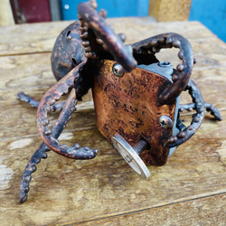 [銅板造形作品]タコのオルゴール　Octopus Music Box Made of Copper 7枚目の画像