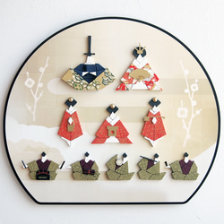 Hina dolls（日本傳統和服現代時尚緊湊木紋內牆裝飾慶典女孩） 第5張的照片
