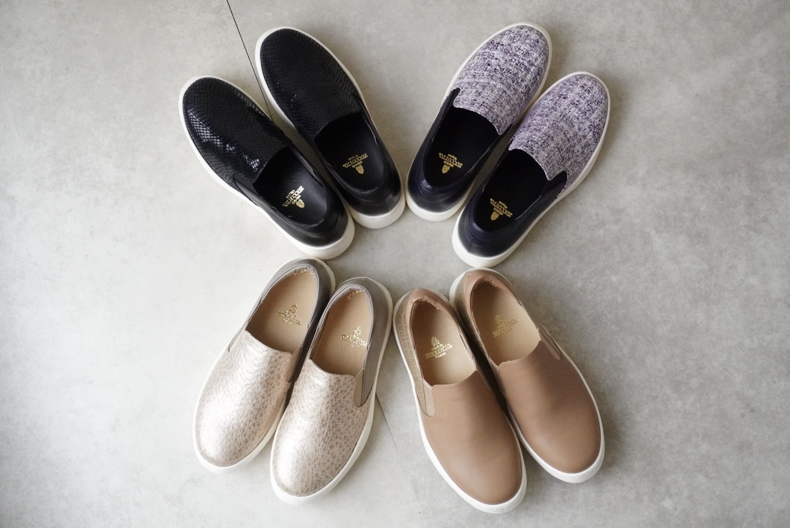 驚きの１９０ｇ！靴擦れ防止のクッション付きどこまでも歩いて行ける超軽量スリッポン　日本製22.5cm25.5cm