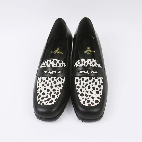 ★白チーター柄×ブラックのコンビローファー★　21.5㎝～25.5㎝　日本製　本革 z553c 