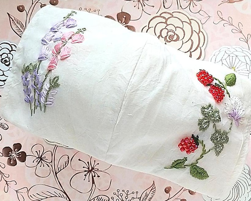 植物刺繍 マスクカバー【ジギタリス・クローバー・ラズベリー