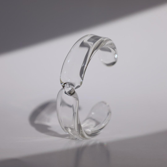 ガラスのバングル“Mobius”  ｵｰﾙｶﾞﾗｽﾊﾞﾝｸﾞﾙｼﾘｰｽﾞ 1枚目の画像