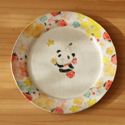 　粉引きカラフルお花とベビーパンダのリムケーキ皿。 1枚目の画像