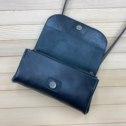 お財布ショルダーポーチ（ブラック）カード４０枚分 バッグやポシェットのような大容量長財布 3枚目の画像