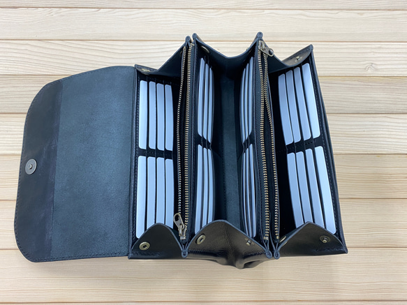 お財布ショルダーポーチ（ブラック）カード４０枚分 バッグやポシェットのような大容量長財布 4枚目の画像