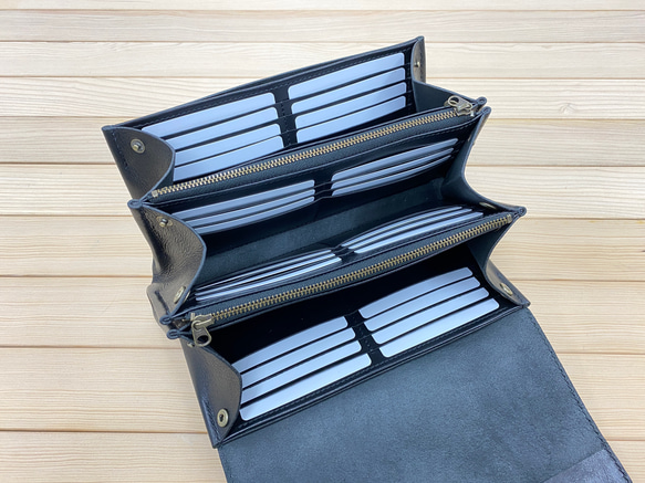 お財布ショルダーポーチ（ブラック）カード４０枚分 バッグやポシェットのような大容量長財布 5枚目の画像