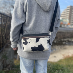 秋冬搭配 動物紋迷你肩包（單色） 牛紋生態毛皮 x 生態皮革 外出 Pochette Sacoche 第7張的照片