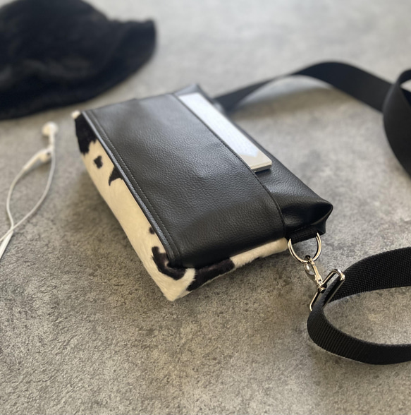 秋冬搭配 動物紋迷你肩包（單色） 牛紋生態毛皮 x 生態皮革 外出 Pochette Sacoche 第3張的照片