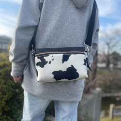 秋冬搭配 動物紋迷你肩包（單色） 牛紋生態毛皮 x 生態皮革 外出 Pochette Sacoche 第9張的照片