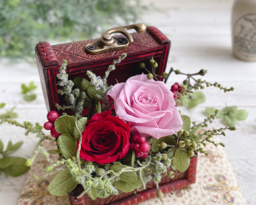 ちいさなトレジャーボックス＊赤とピンクの愛され色