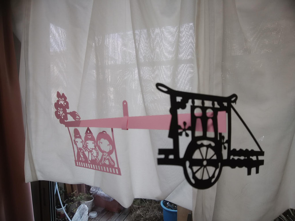 切り絵 「モビール」 ひな祭り飾り ２段吊 御駕籠・牛車付  紙製天秤式 5枚目の画像