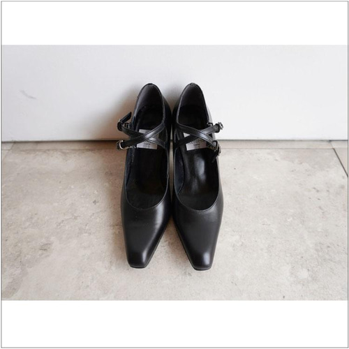 ☆ラインの美しいクロスストラップパンプス☆ 21.5㎝~25.5 ☆ラインの美しいクロスストラップパンプス☆ 21.5㎝~25.5