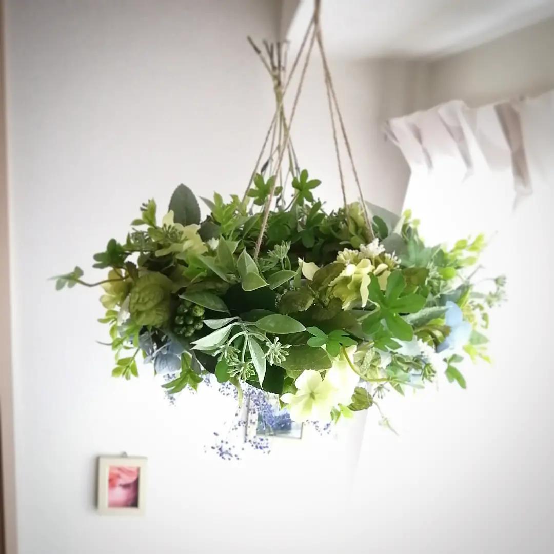 グリーンと春のお花のフライングリース 野の花みたいなフライングリース(大)/造花リース/グリーンリース