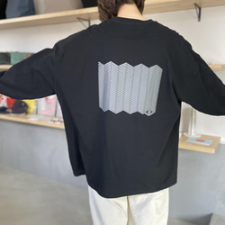 『2024新サイズXL』【ユニセックス 】バックプリント ビッグシルエット ロングスリーブTシャツ【ブラック】 3枚目の画像