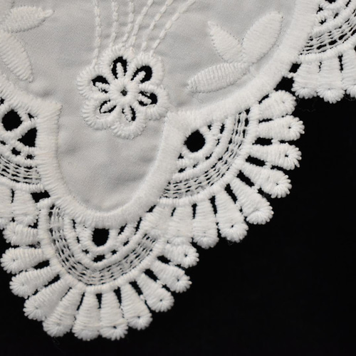 送料無料）華やかカットワーク小花柄刺繍つけ襟（白）【No.777