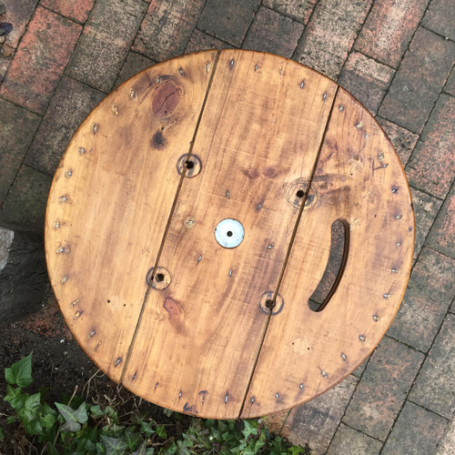 ケーブルドラムを使ったローテーブル ローテーブル・リビング