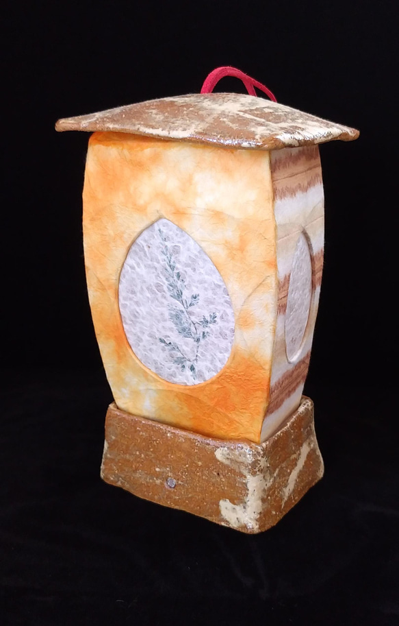 和紙と陶器の灯り・和風ランタン 3枚目の画像