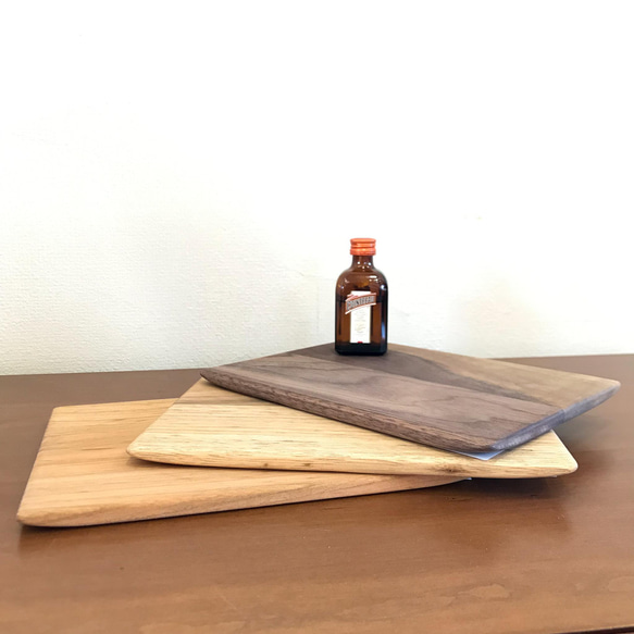 クルミの薄型プレート/ 木のお皿 プレート 器  日本製 木製 皿 プレゼント ギフト 父の日 インテリア 誕生日 胡桃 7枚目の画像