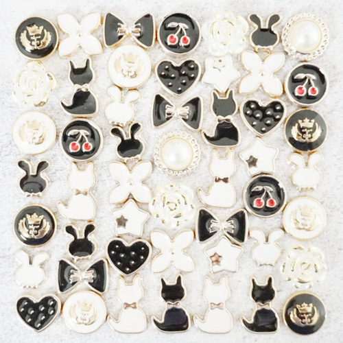 chanel】ネイルシール ロゴ入り CCロゴ カメリア デコパーツ