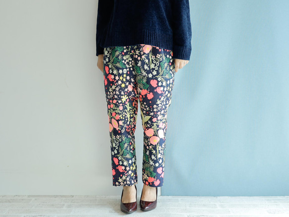 きまぐれコレクション　-クレイジーな織り模様のテーパードパンツ M/Lサイズ 1枚目の画像