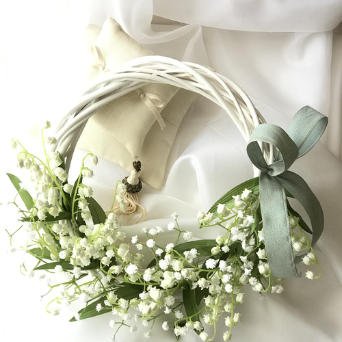 スズランとかすみ草のハーフリース Lサイズ リース Dimanche